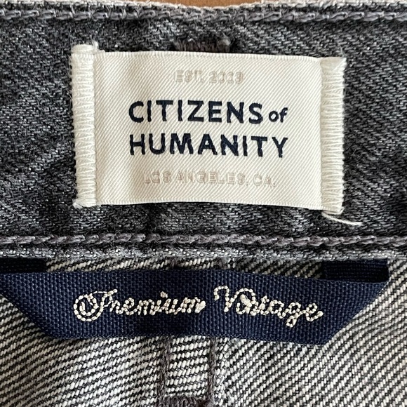Citizens of Humanity Jean shorts (med length) Size 24 - Picture 7 of 10